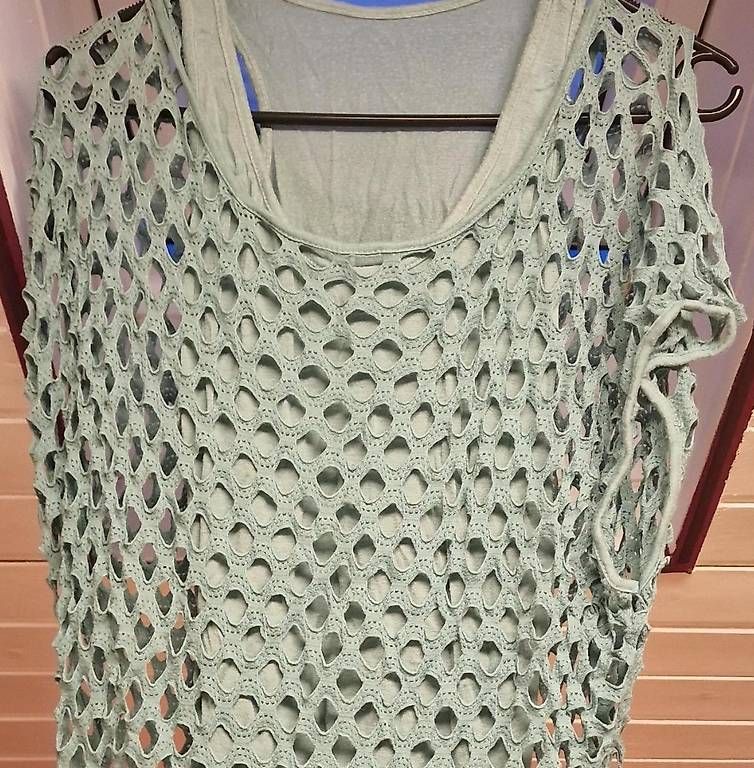 Top: Zweiteiligen crop top  – Usato da Riehen venduto da Joloe