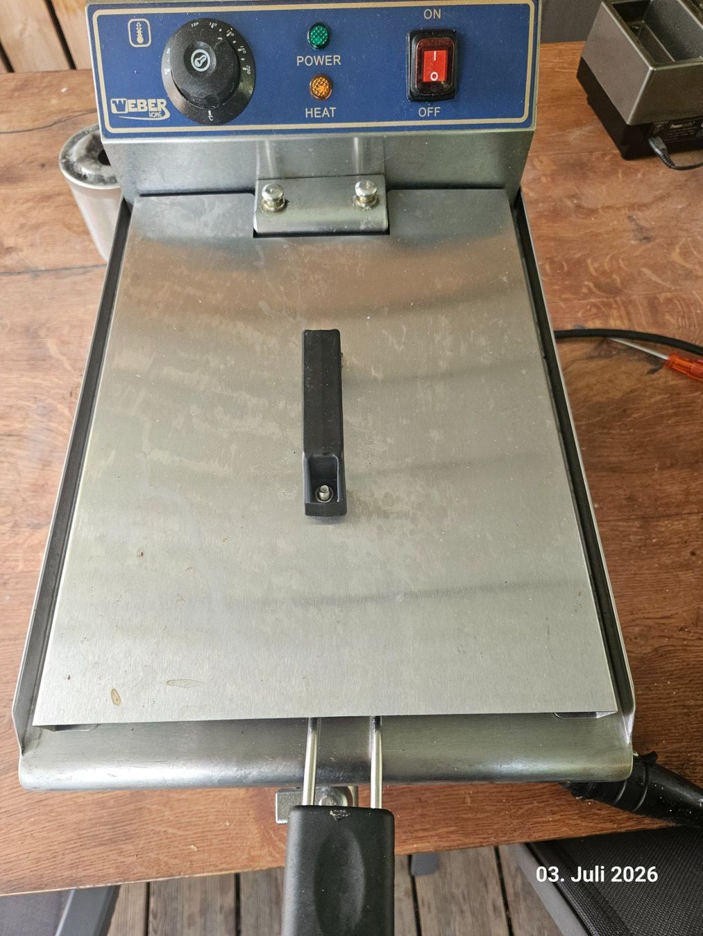 Appareils de cuisine: Fritteuse 8L 220W – D'occasion à Mörigen par Hagu1966 2