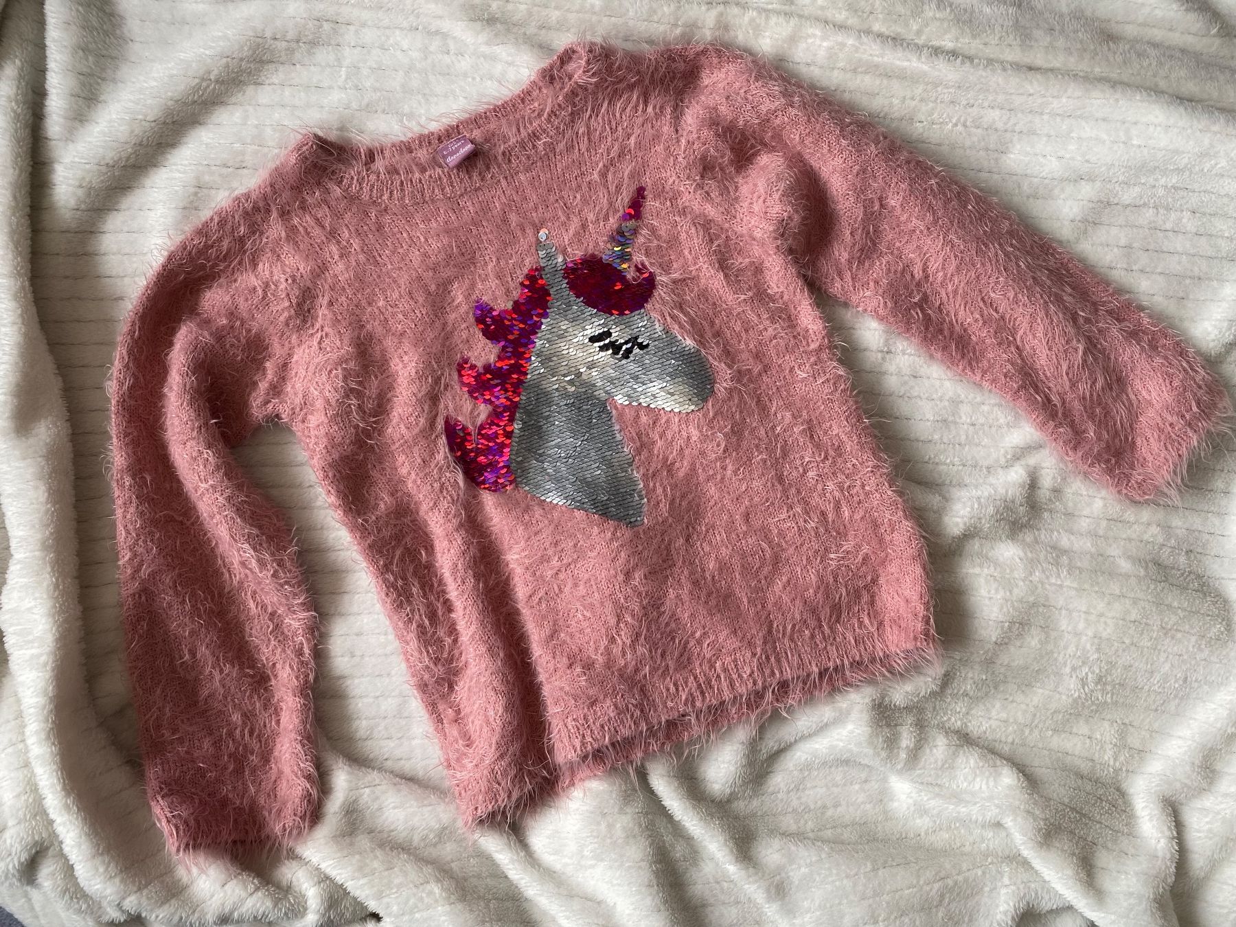 Maglioni & Felpe: Dopodopo Mädchen Pullover mit Einhorn, Gr. 122, Top Zustand! – Usato da Trachslau venduto da RetoM1982 3