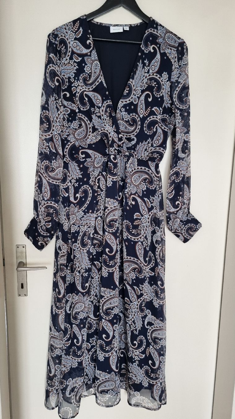 Vila Vestiti: Vila Kleid, Gr. 42, blaues Paisleymuster – Usato da Glattbrugg venduto da Hamburgstadt