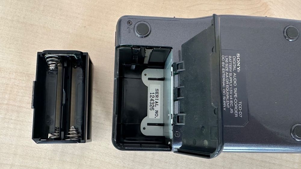 Sony TCDD7 DATWalkman Recorder Kaufen auf Ricardo