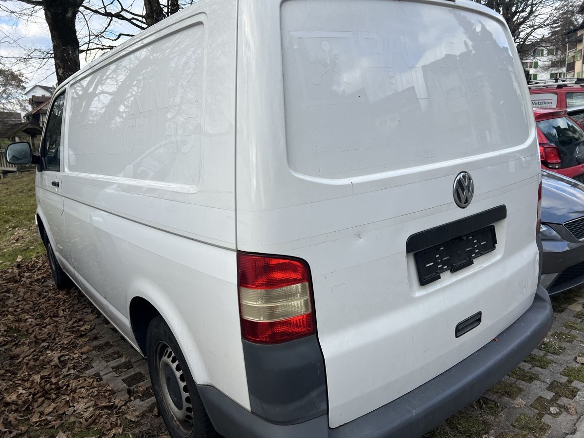 VW Veicoli commerciali: VW T5 Transporter, 2011, White - Ready for work! 48 – Usato da Wetzikon ZH venduto da swiss0030 2