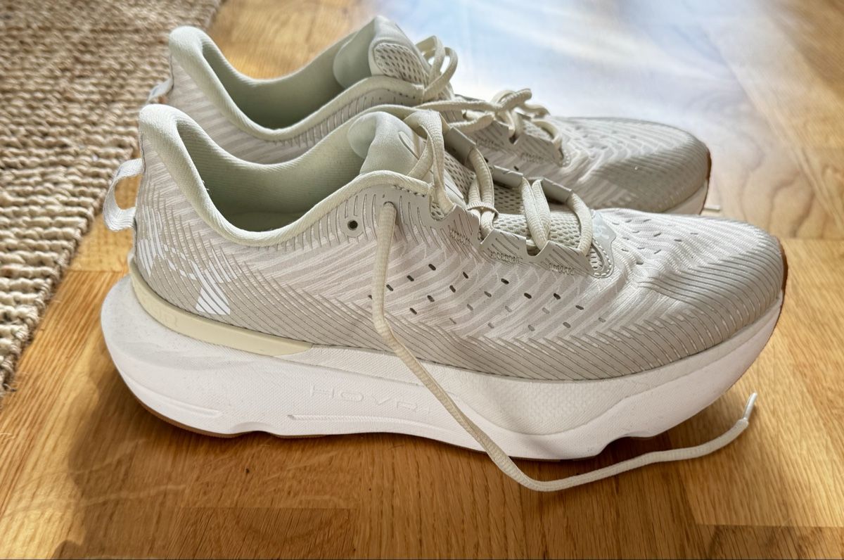 Under Armour Scarpe da donna: Under Armour Laufschuhe – Nuovo (secondo la descrizione) da Zollikofen venduto da AureusManus 1