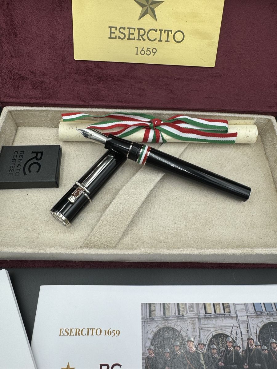 Penna & Evidenziatori: Renato Cortese Esercito 1659 Füller – Nuovo e nell'imballaggio originale da Beringen venduto da fountenpen1976 1