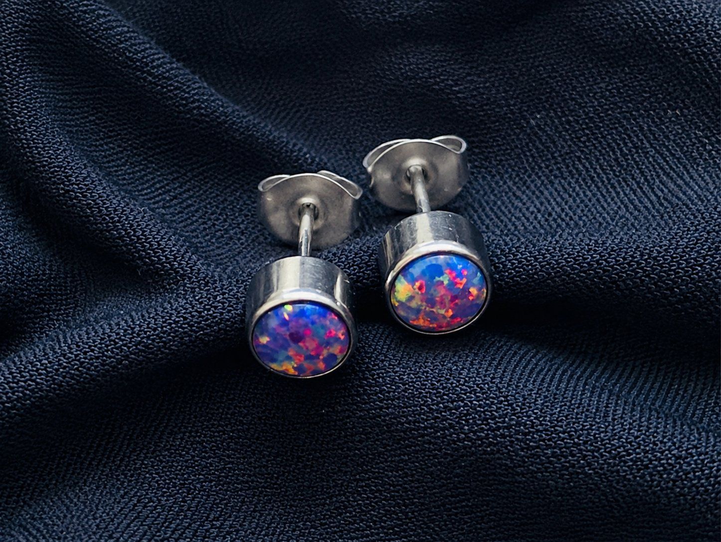 Boucles d'oreille: Ohrstecker aus Titanium mit Opal – Neuf avec emballage d'origine à Matten b. Interlaken par kero71 1