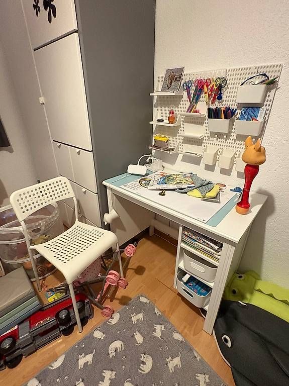 Scrivanie: Bureau pour enfant – Usato da Nods venduto da wid_2lbx