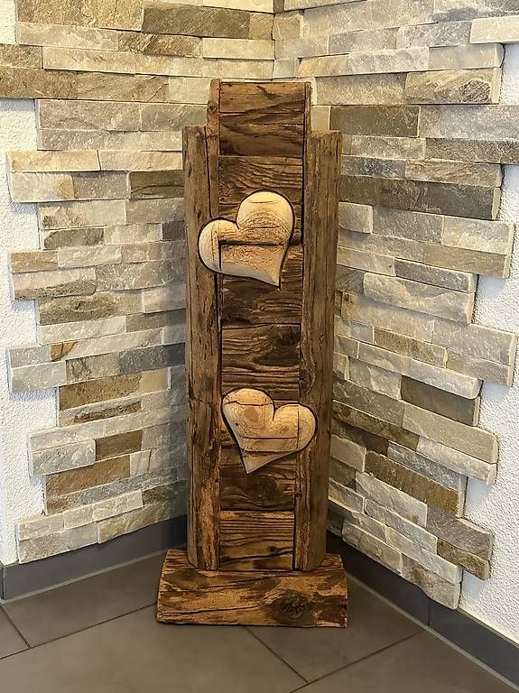 Articoli in legno: Holzstehlen mit Herzen aus Altholz – Nuovo (secondo la descrizione) da Seedorf venduto da arnolderwin 2