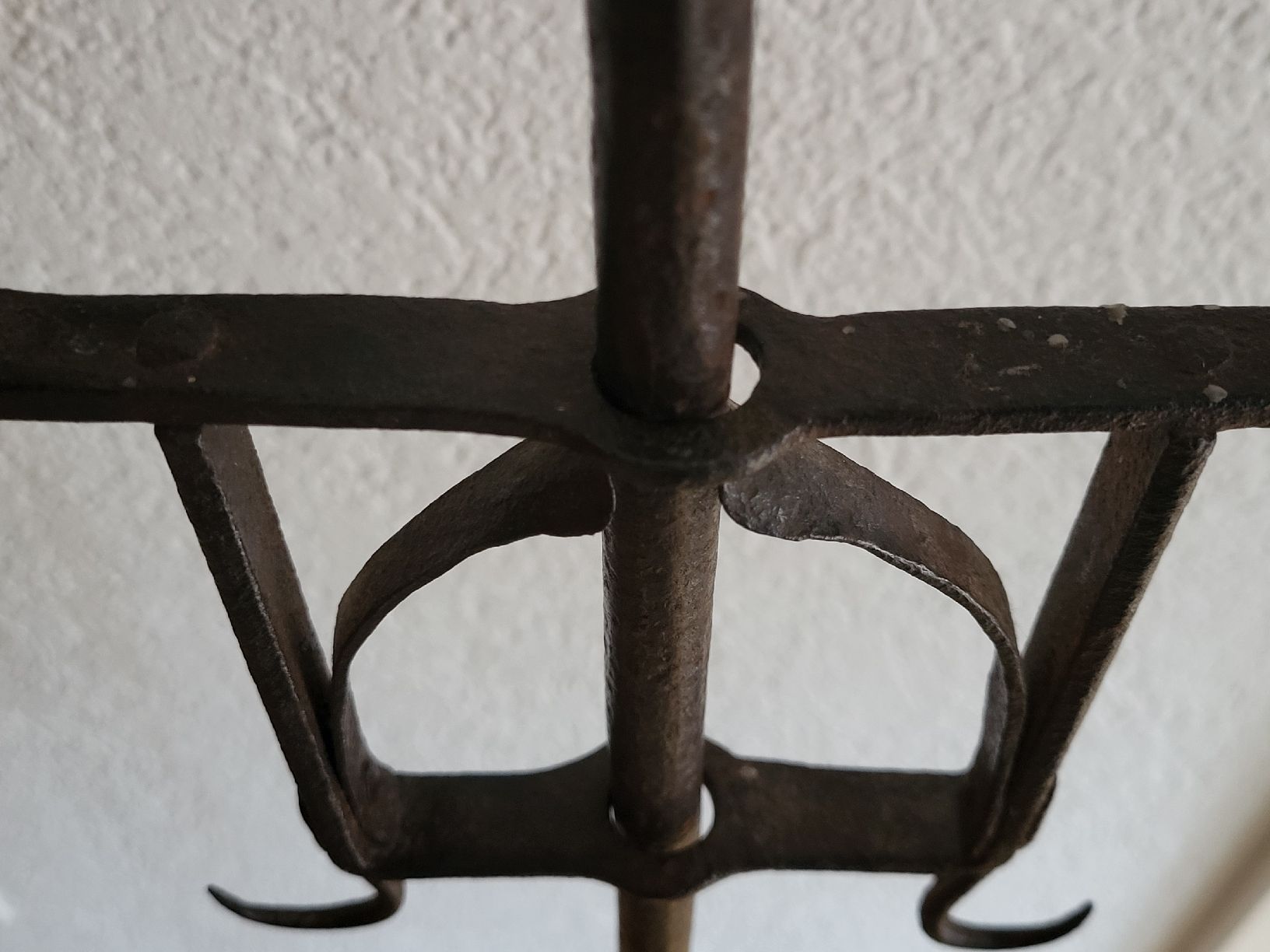 Portacandele: alter Eisen Kerzenständer – Usato da Degersheim venduto da Sonnenbiene55 5