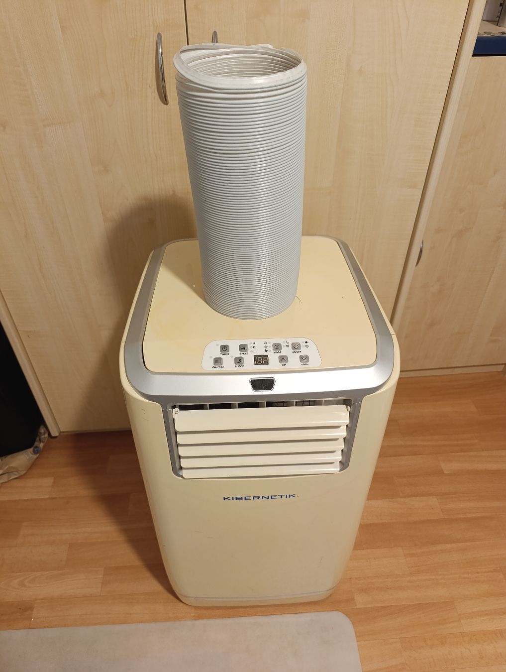 Kibernetik Klimageräte: Klimaanlage Kibernetik  – Gebraucht aus Wettingen von Joy_son