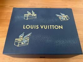 Boîte Louis Vuitton cuir édition limitée femme état neuf