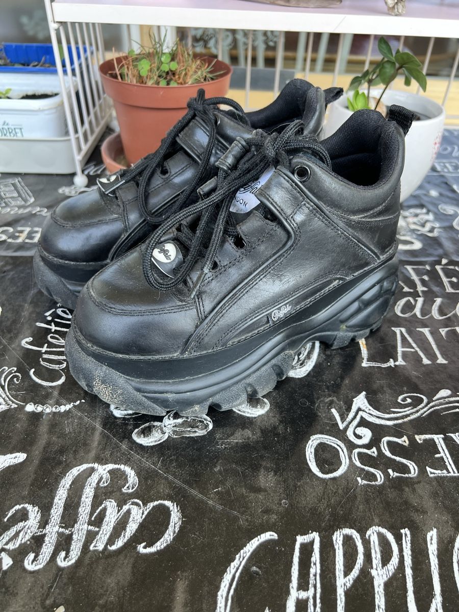 Buffalo Herrenschuhe: Buffalo Schuhe – Gebraucht aus Zürich von reb_76pw
