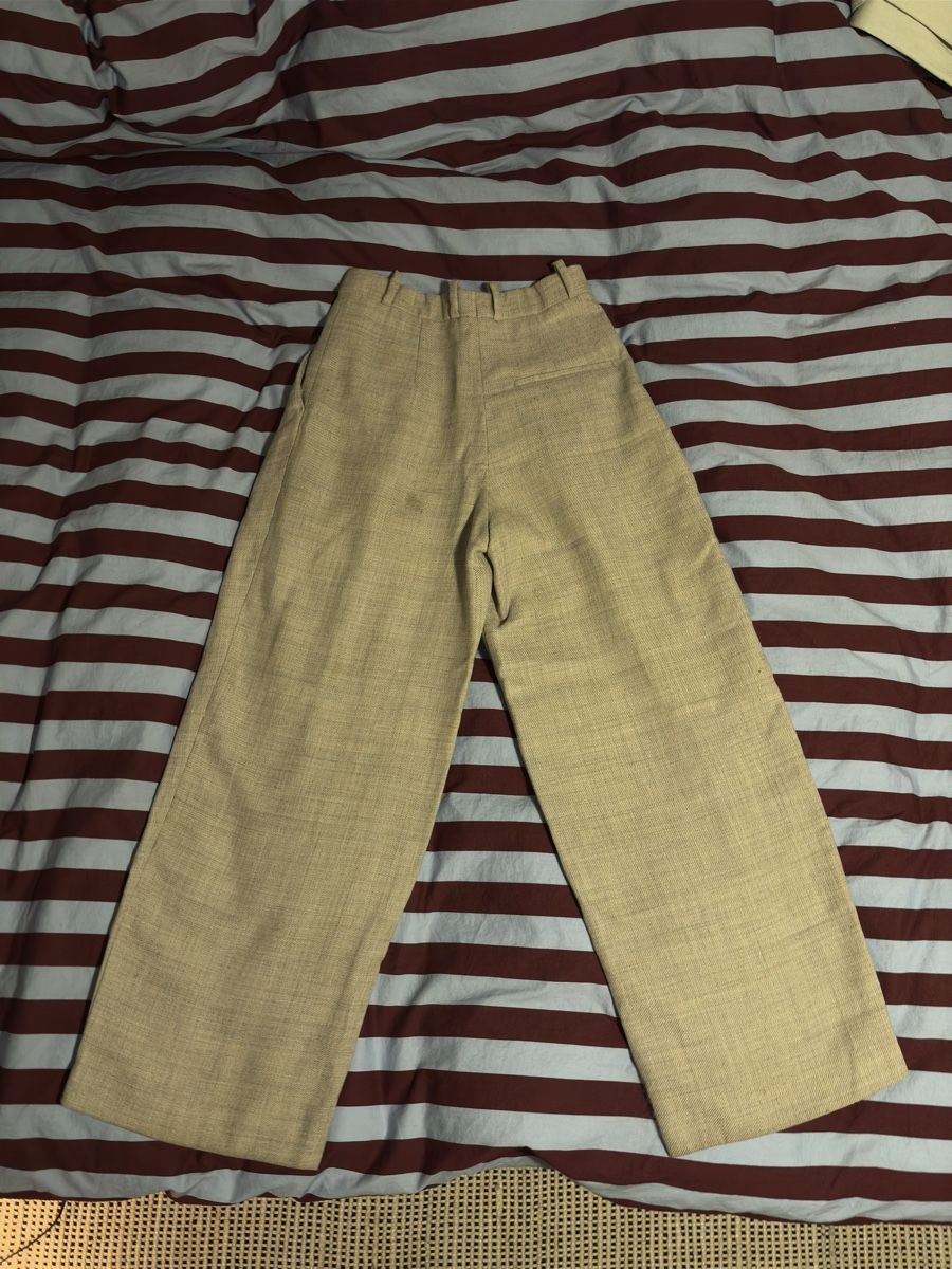Cos Pantaloni: Cos verstellbare Hose, Obermaterial Wolle 100% – Nuovo (secondo la descrizione) da Kriens venduto da qij_5ghs 2