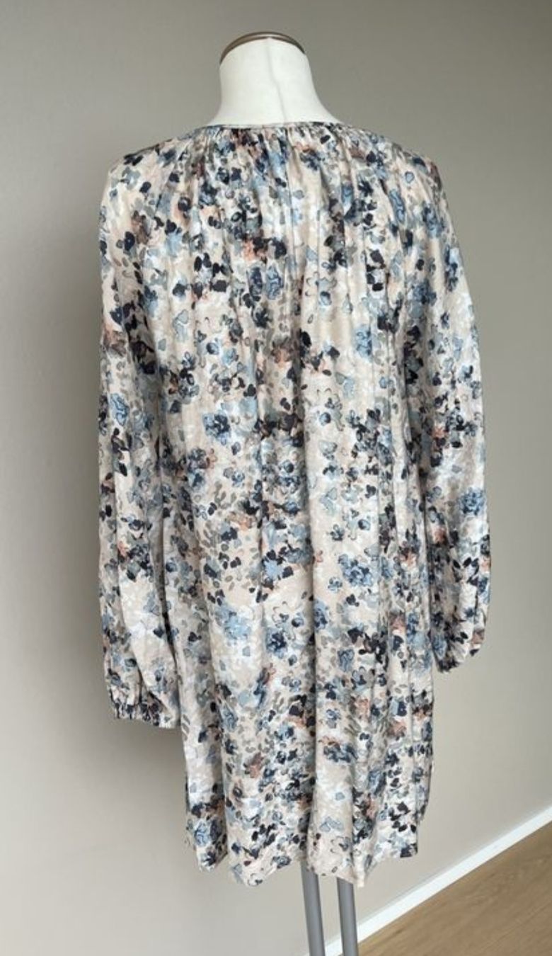 Zara Kleider: Kleid – Neu (gemäss Beschreibung) aus Biberist von Nicelotti 1