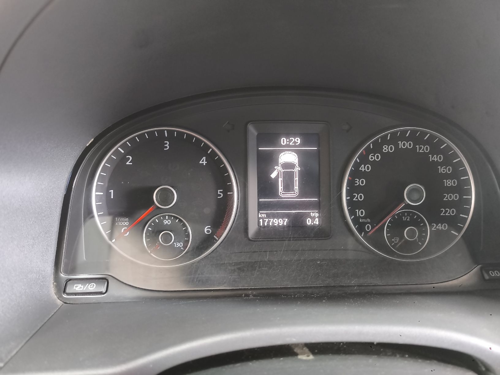 Autos: VW Caddy 4motion  – Gebraucht aus Seedorf UR von xaveri123 3
