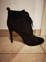 Strass-Stiefeletten schön funkelnd