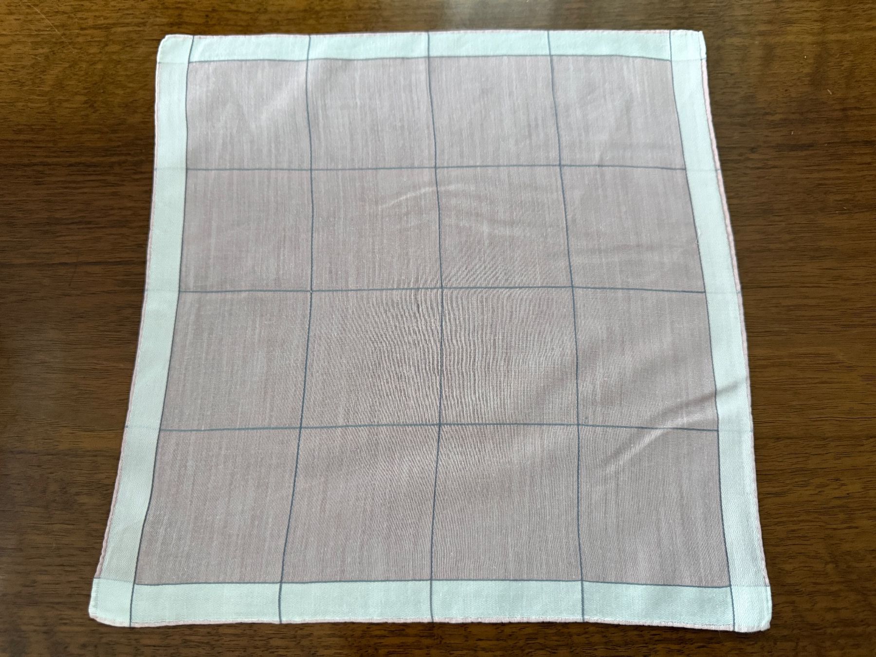 : Taschentuch Karomuster hellrosa 28x28cm – Usato da Erstfeld venduto da Mario_boe0