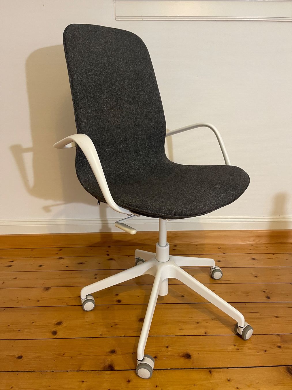 Ikea Chaises: IKEA Office chair – D'occasion à Zürich par jul_f52d