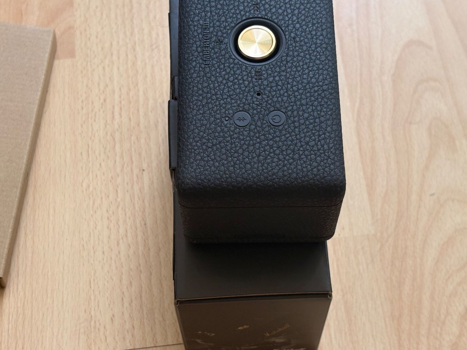 Marshall Casse acustiche: Marshall Emberton III Bluetooth Speaker – Nuovo (secondo la descrizione) da Spreitenbach venduto da SwissTradeMan 4