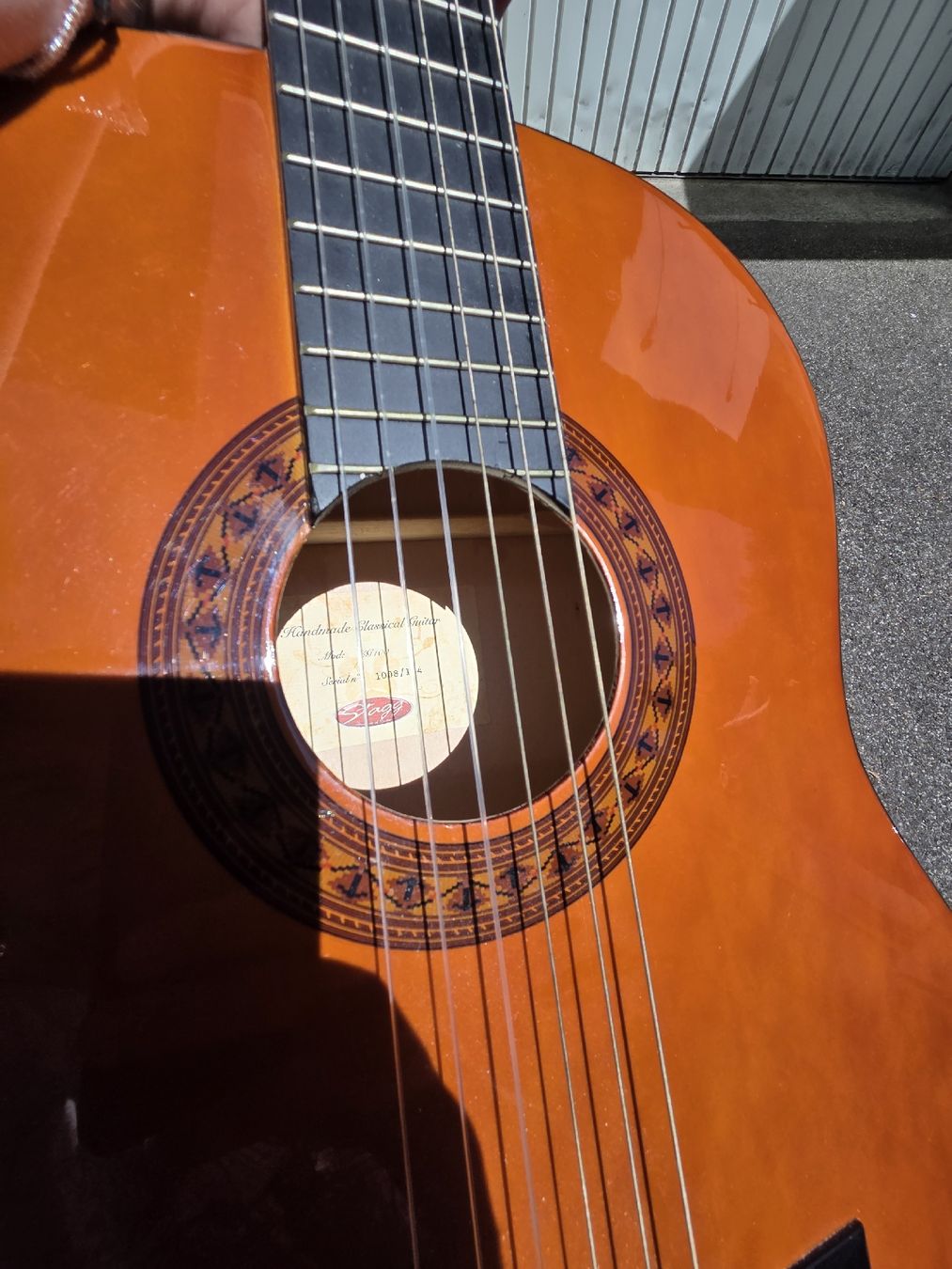 Strumenti musicali: Stagg Handgemachte Akoustikgitarre – Usato da Zürich venduto da tpwa 1