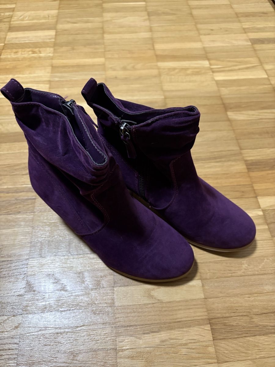 Damenschuhe: Eleganti stivaletti viola scamosciati – Gebraucht aus Novazzano von jen_hx8j 1