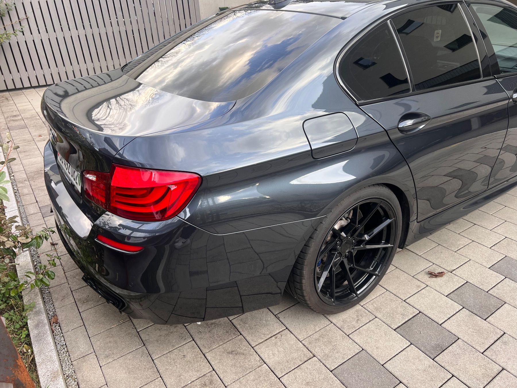 BMW Automobili: BMW M5 F10 – Usato da Sennwald venduto da ii_10 9