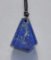 Anhänger Lapislazuli an verstellbarem Lederband