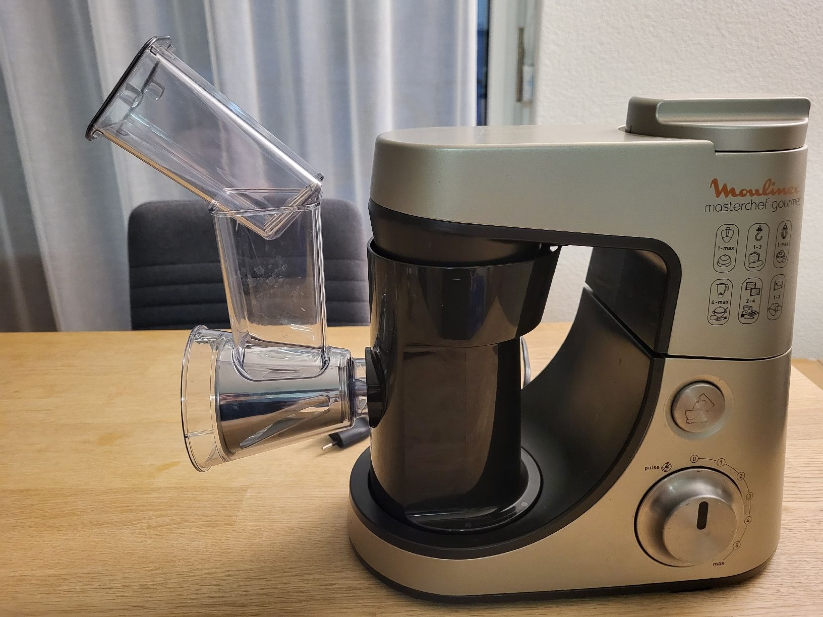 Moulinex Küchengeräte: Moulinex Masterchef Gourmet Küchenmaschine – Gebraucht aus Grosshöchstetten von  2