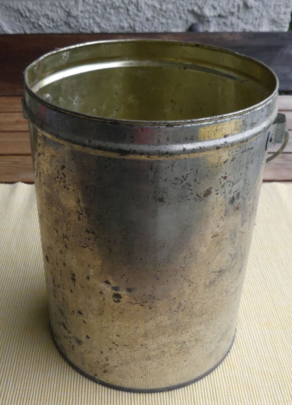 Sonstiges für Haushalt & Wohnen: Blecheimer Vintage mit Henkel – Gebraucht aus Kehrsatz von  3