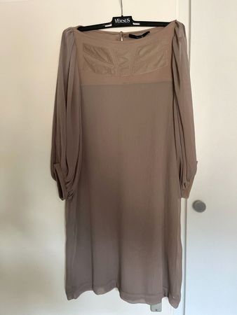 Kleid Gr 38. Italia .Fabrikneu