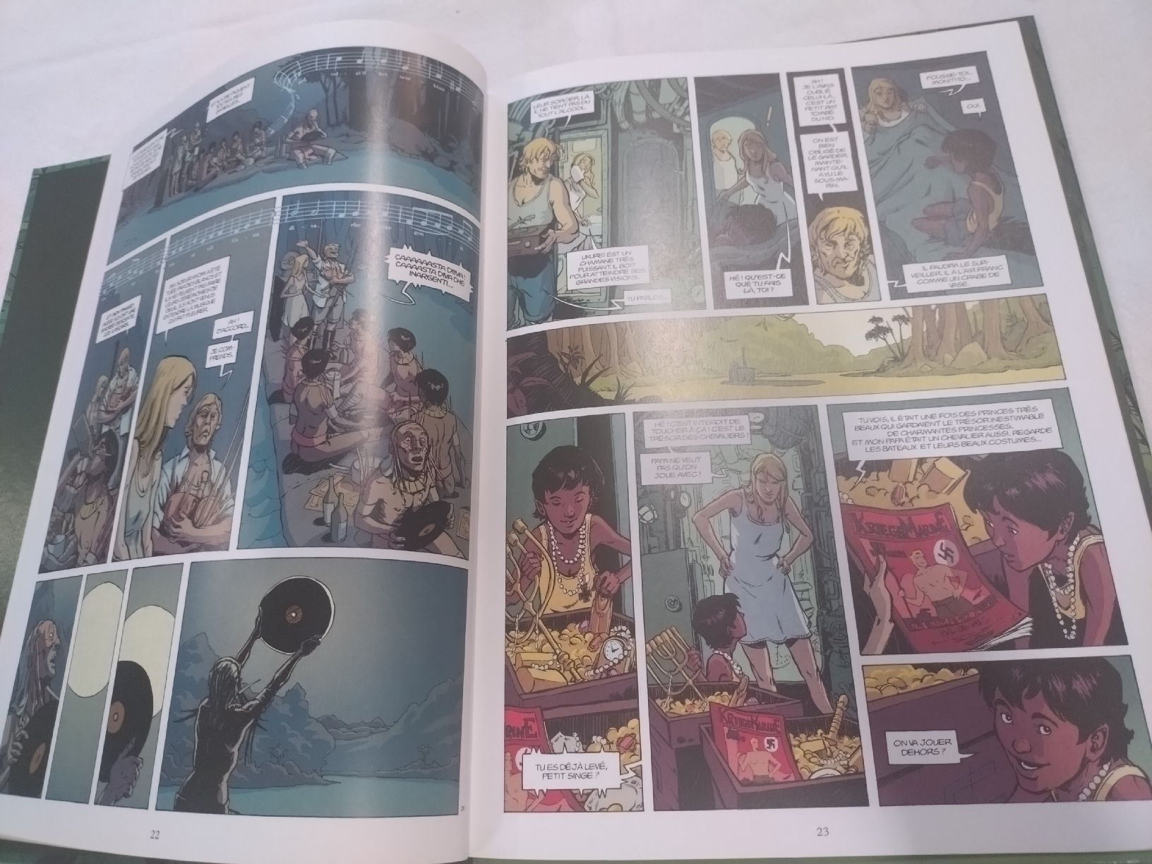Comics: Furya 1 - La Vierge Rouge - Fonteneau / Simonacci - EO TBE – Gebraucht aus Farvagny-le-Grand von LaCaverne 9