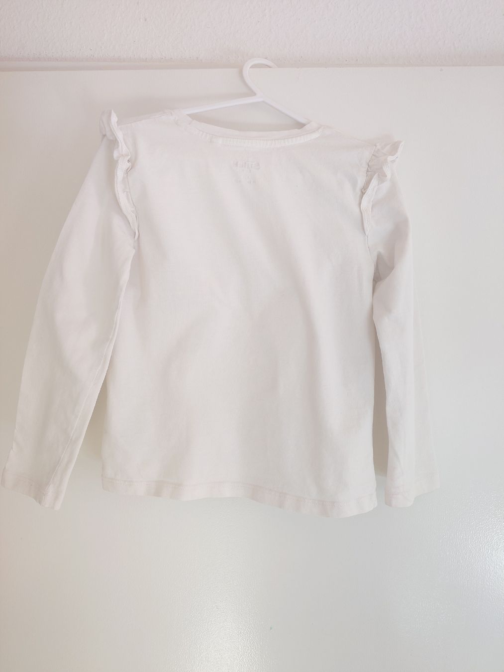 Maglioni & Felpe: Mädchen Langarmshirt "Stitch", Grösse 116 – Usato da Uster venduto da snowy_6 1