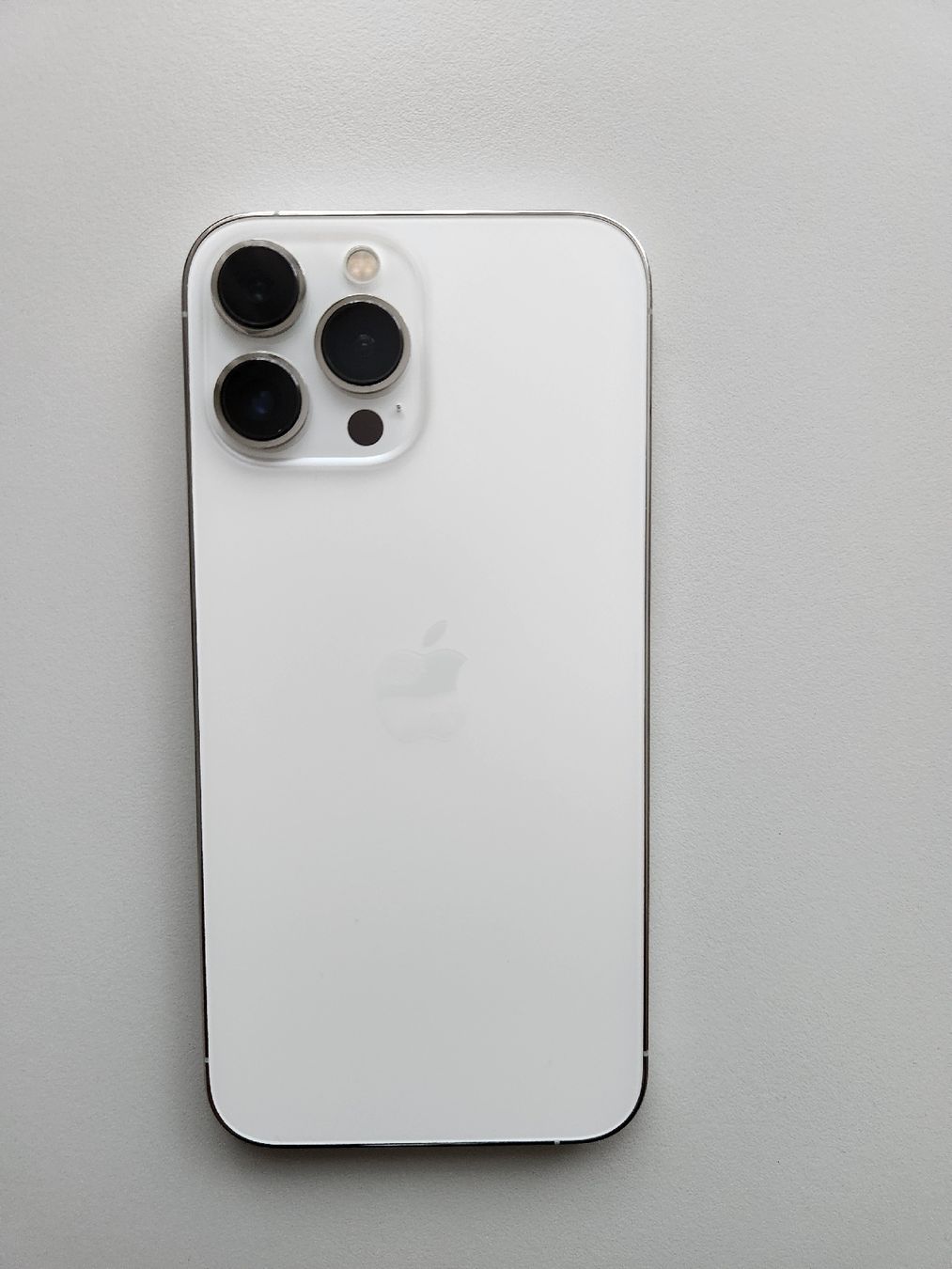 Apple Telefoni cellulari / Smartphones: Iphone 13 Pro Max 128 GB weiss – Usato da Benken SG venduto da hoesiblackforest 1