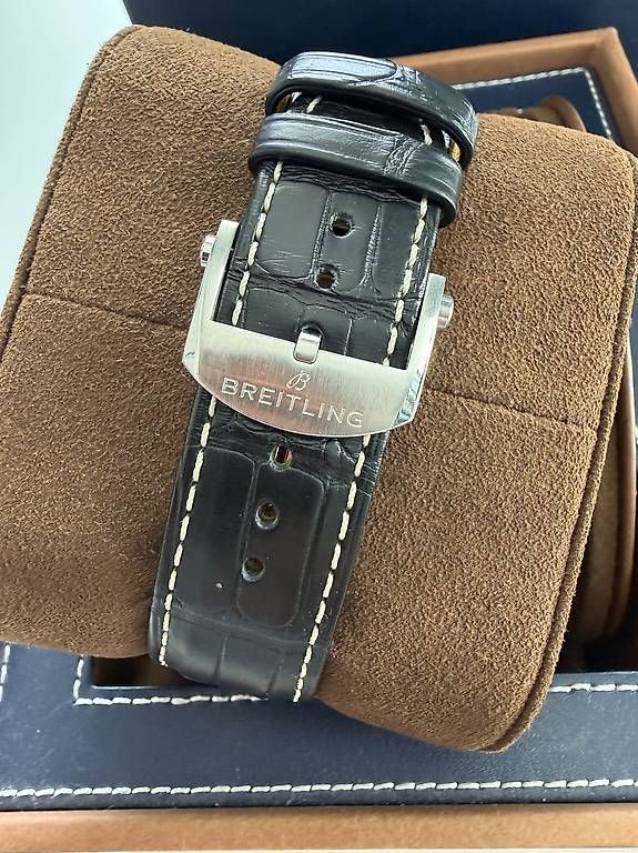 Breitling Uhren: Breitling Navitimer B01 46 – Gebraucht aus Zürich von timeio-swapwatch 6