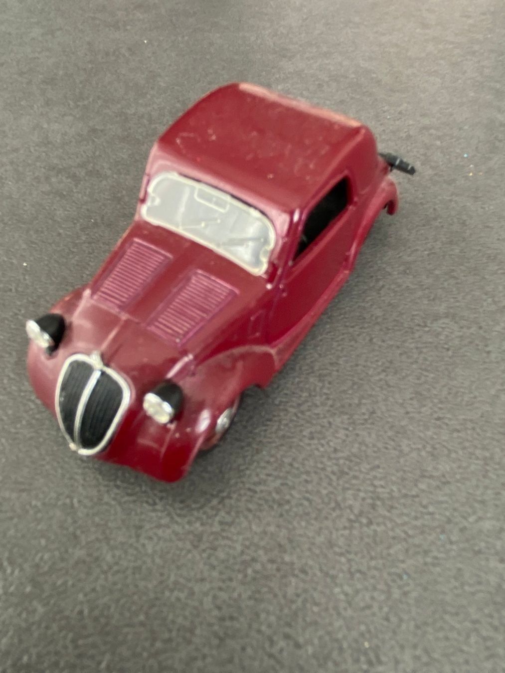 Brumm Modellini d'auto: Brumm voiture italienne bordeaux – Usato da Meyrin venduto da Abac007