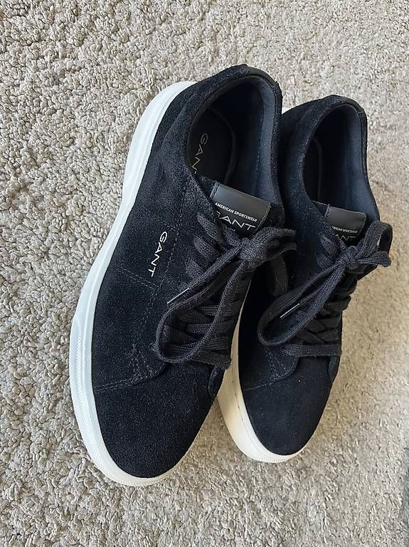 Gant Scarpe da uomo: 3 Paar GANT Joree Sneaker Low Grösse 41 – Usato da Horgen venduto da pistolrob01 1
