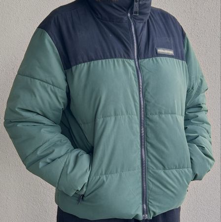 Hollister Pufferjacke