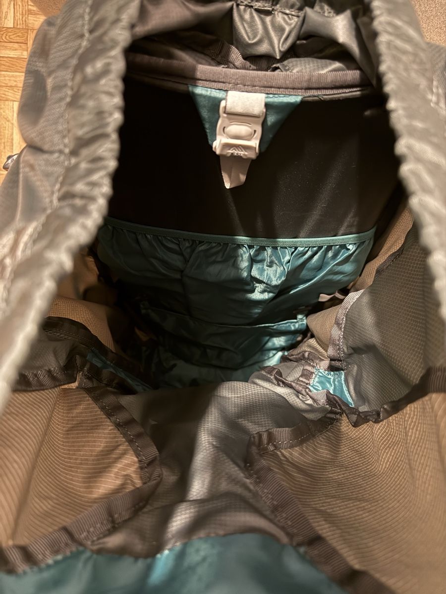Gregory Zaini: Gregory 45L Wanderrucksack Frauen – Usato da Zürich venduto da Anine_fm 9