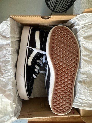 Vans Scarpe da uomo: Vans Sk8-Hi, taille 39 – Usato da Lausanne venduto da bar_px5g 1