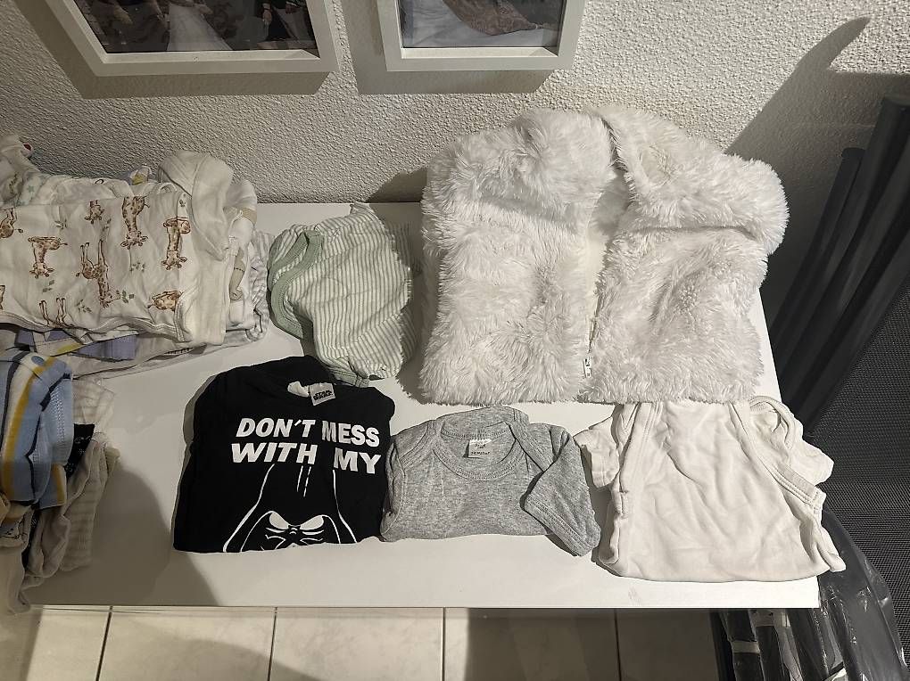 Lotti & Set di vestiti: Grosses Kleiderpaket 62/68 – Usato da Luzern venduto da NPudduF 4