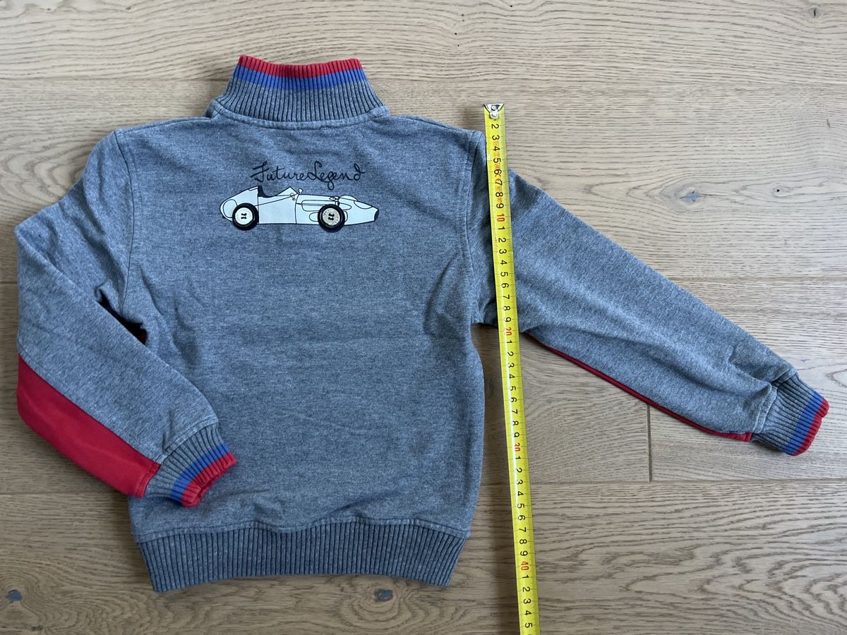 Maglioni & Felpe: Aston Martin Kinder Pullover, Grösse 5, Top Zustand! – Usato da Oensingen venduto da katepe 2