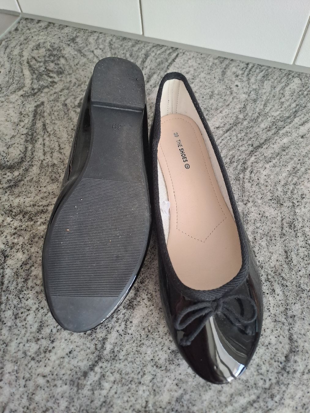 Scarpe da donna: Ballerinas schwarz Lack Grösse 39  – Usato da Rickenbach LU venduto da bishiida 1