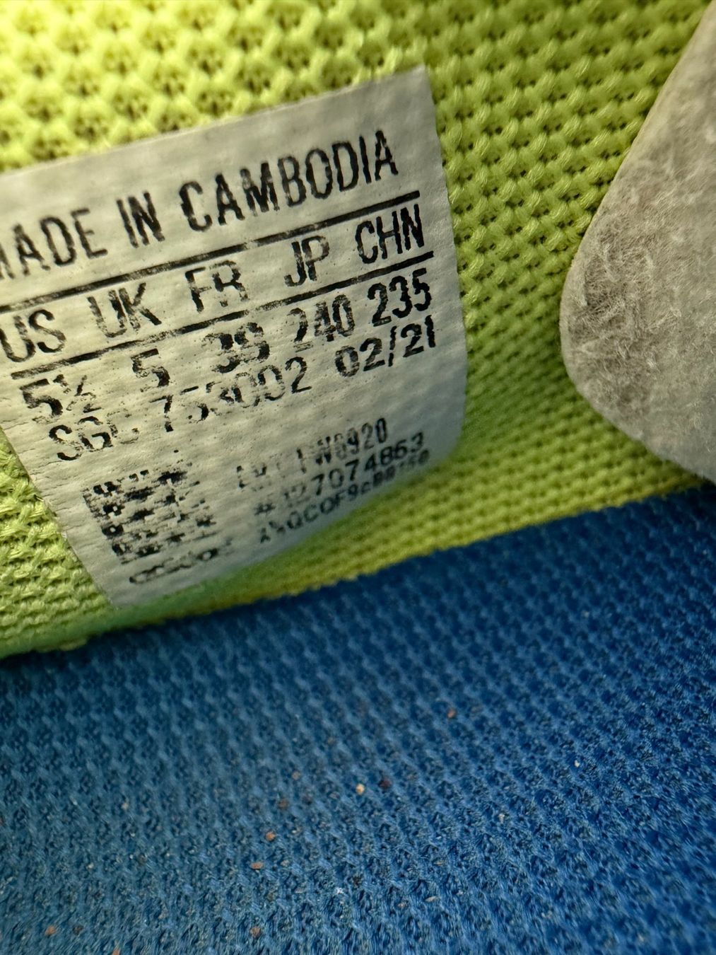 Adidas Scarpe per ragazzi: Adidas Kinder Hallenschuhe Gr. 38 – Usato da Chambésy venduto da mariuselus 5