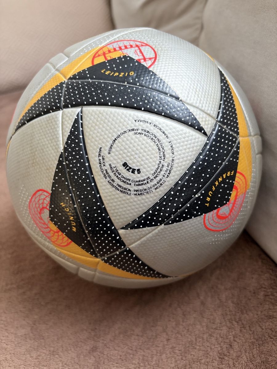 Palloni: Neuwertiger Fussball Grösse 5 – Nuovo (secondo la descrizione) da Arbon venduto da jet_w678 1