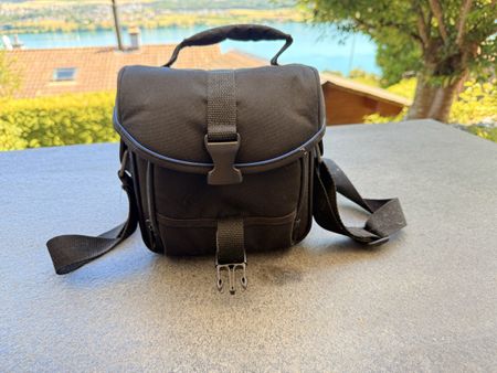 Kompakte Kameratasche – gepolstert – Schultertasche – ab 1.-