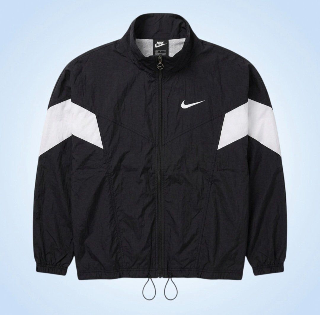 Nike Giacche: Nike Veste coupe-vent noire et blanche Taille M – Usato da Le Locle venduto da sAm_2112