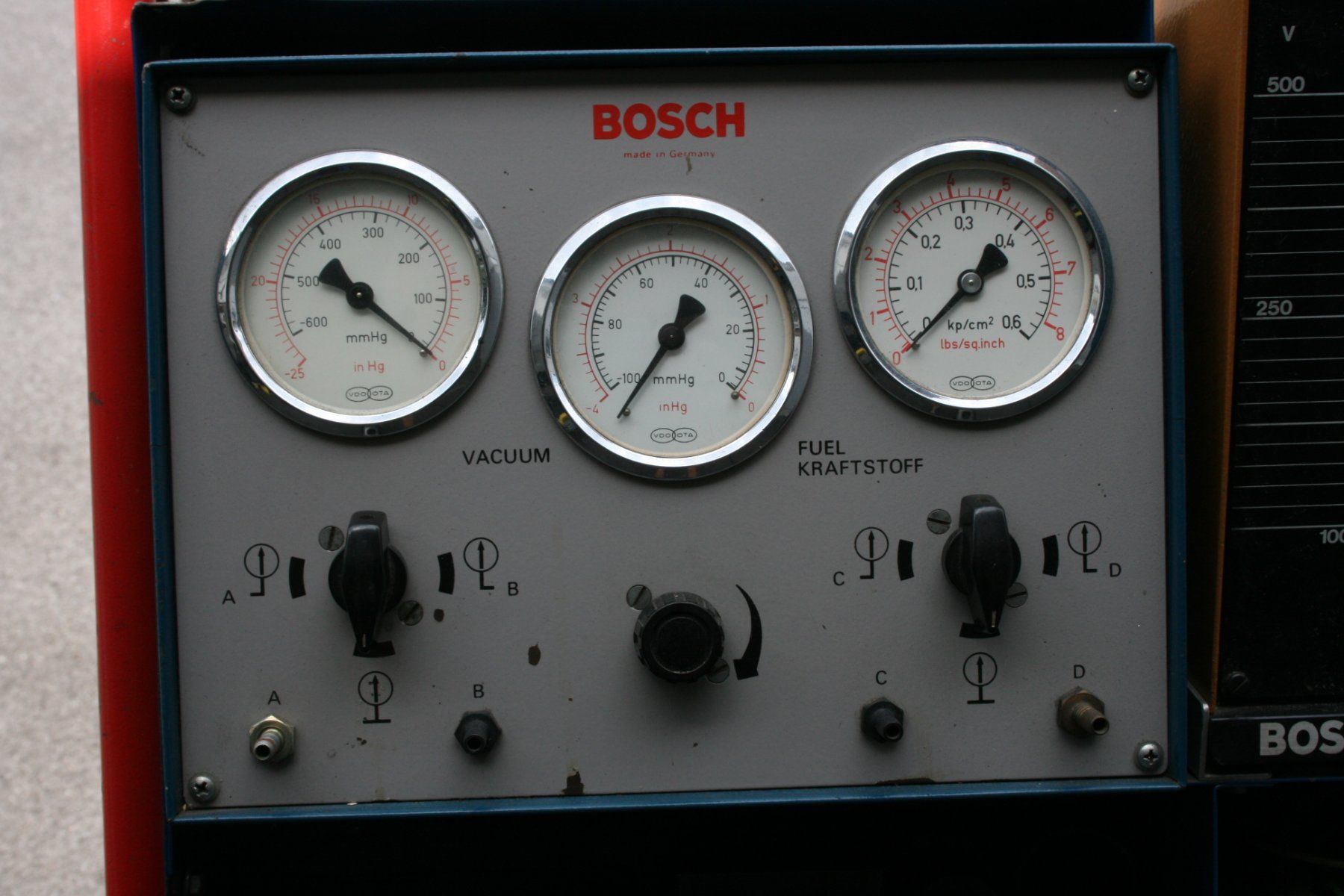 Bosch Mesurer: Bosch Motorentester für Oldtimer / Youngtimer / Veteranen – Défectueux à Galgenen par hb9evu 3