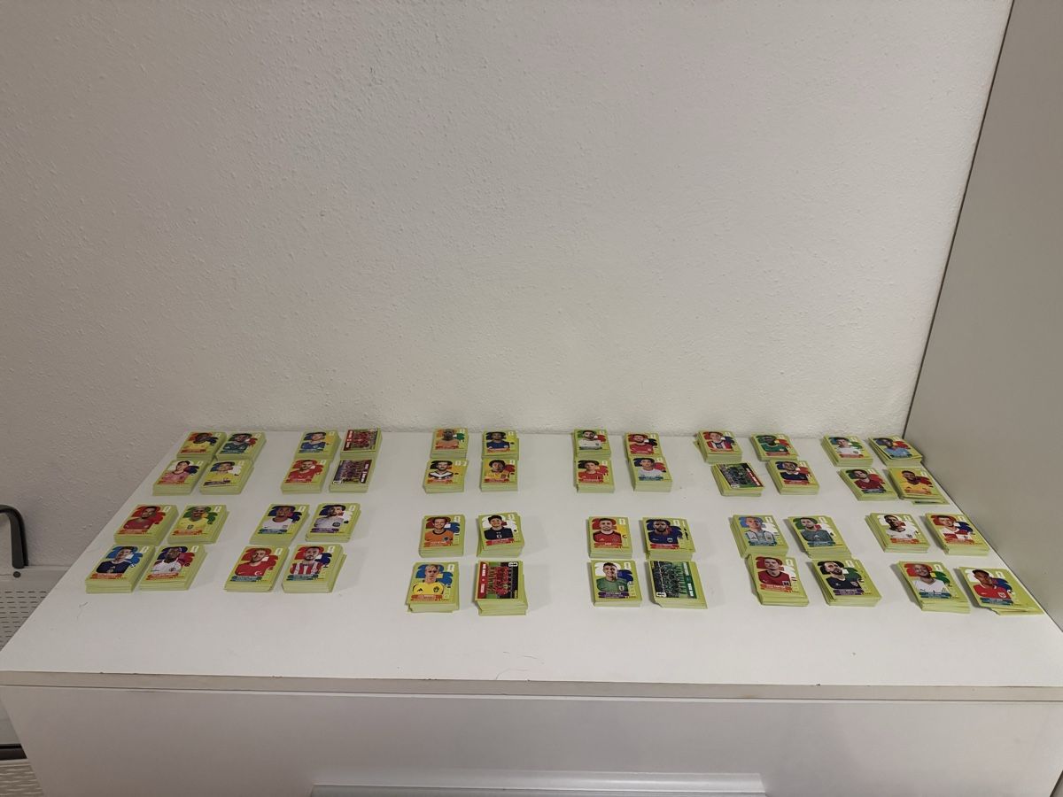 Panini Carte collezionabili: PANINI 2026 – Nuovo e nell'imballaggio originale da Maienfeld venduto da and_g6ts 1