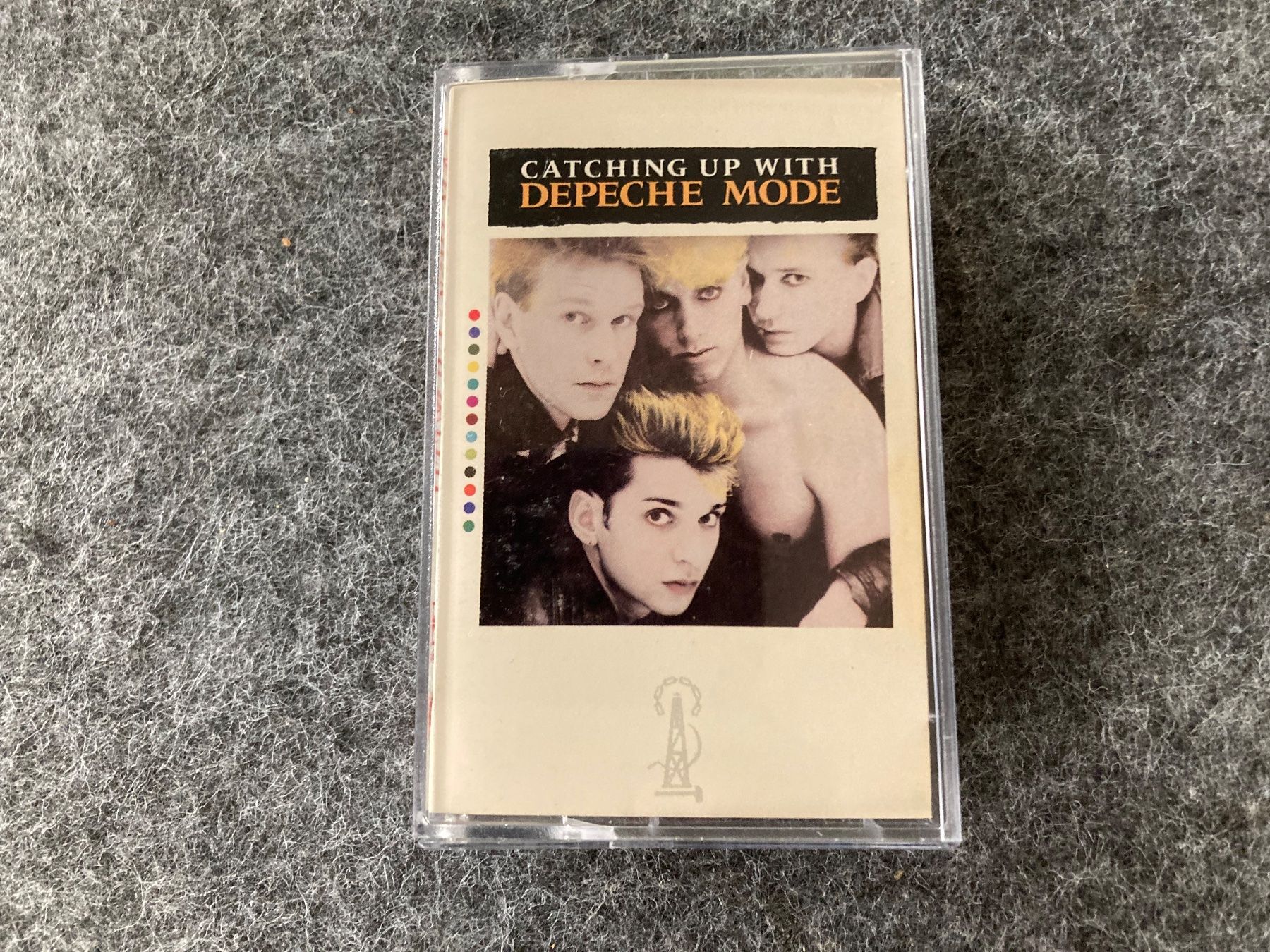 Musicassette: Depeche Mode - Catching Up With Depeche Mode (MC) – Usato da Fribourg venduto da Karushi