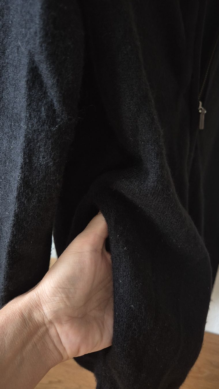 Giacche: Eric Bompard Kapuzenpullover schwarz Kaschmir Grösse M – Nuovo (secondo la descrizione) da Winterthur venduto da ann_7lxx 4