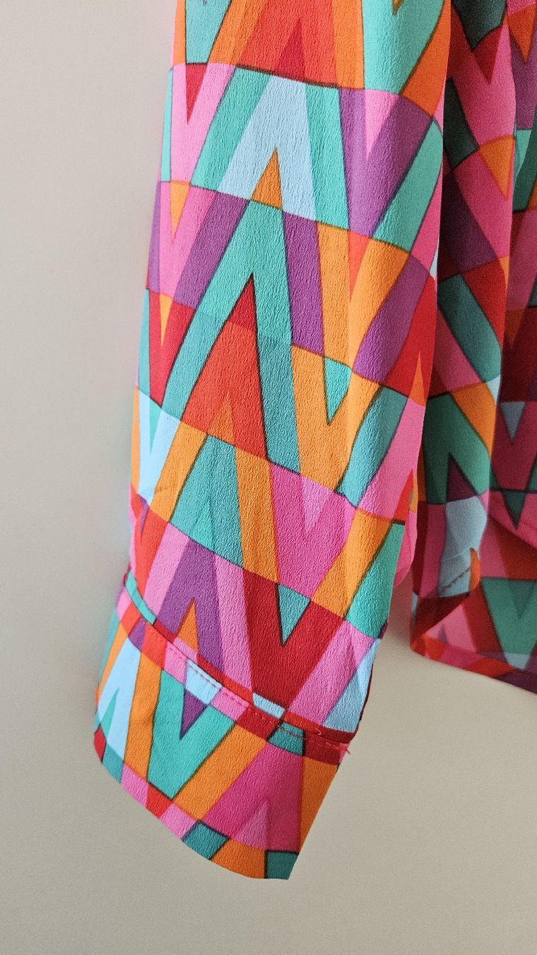 Camicette: Farbige stylische Bluse Gr.M – Usato da Hettlingen venduto da Leaena279 1